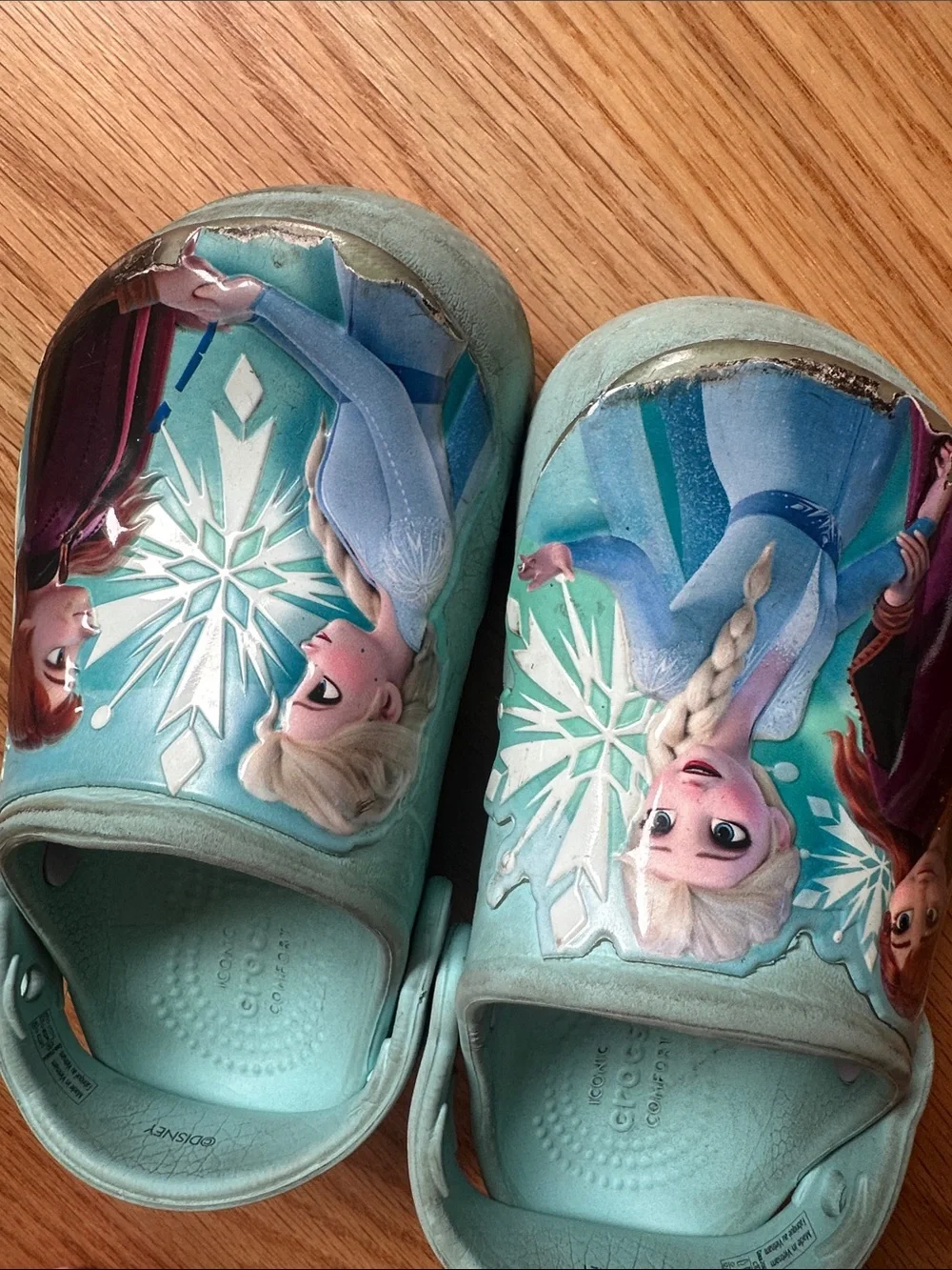 CROCS Kids' Frozen Aqua Slip-On Clogs with Elsa & Anna